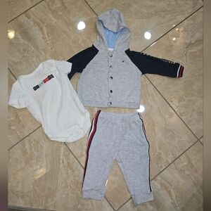 Tommy Hilfiger Baby Outfit Set